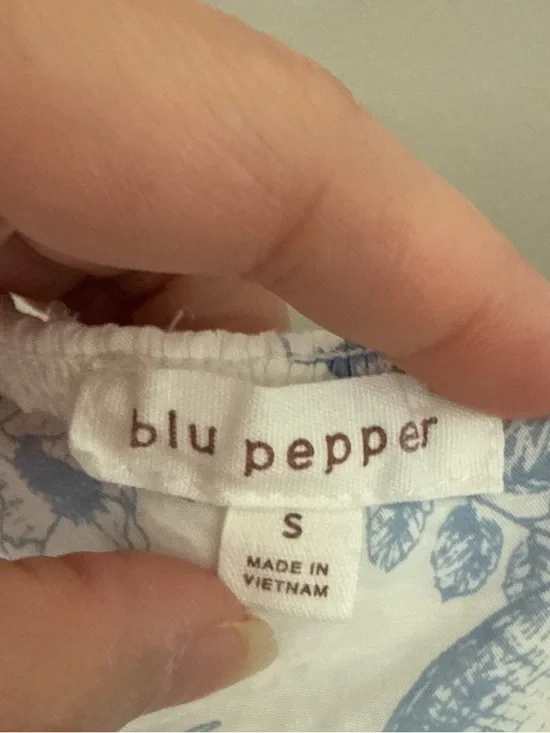 Blu Pepper White and Light Blue Floral Maxi Dress - Picture 7 of 8